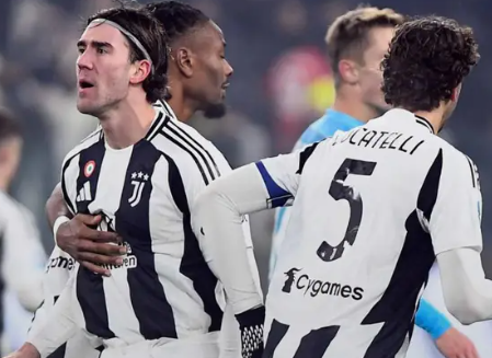 IM电竞平台-尤文图斯客场队服